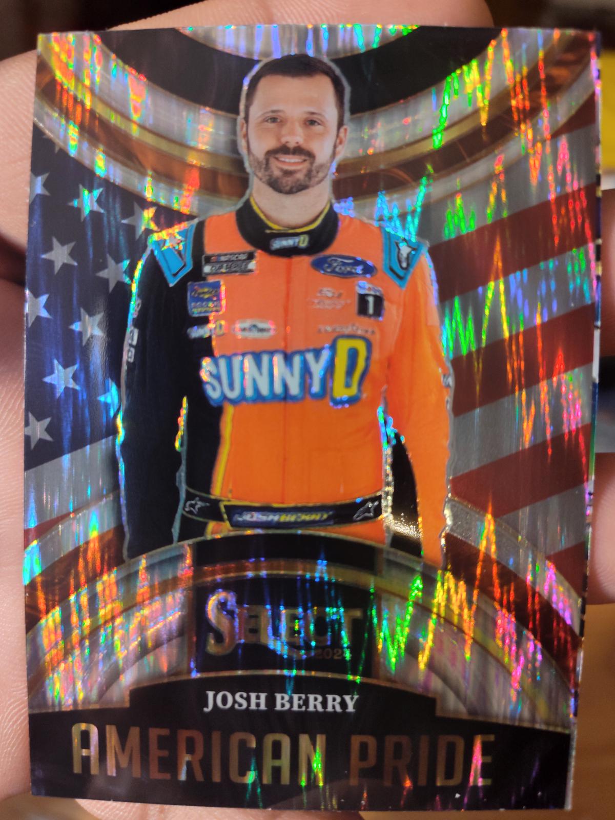 Josh Berry [Flash Prizm] #10