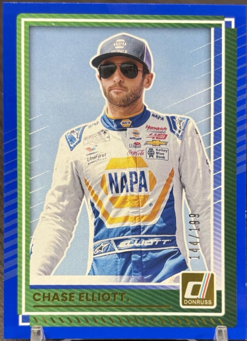 Chase Elliott [Blue] #24