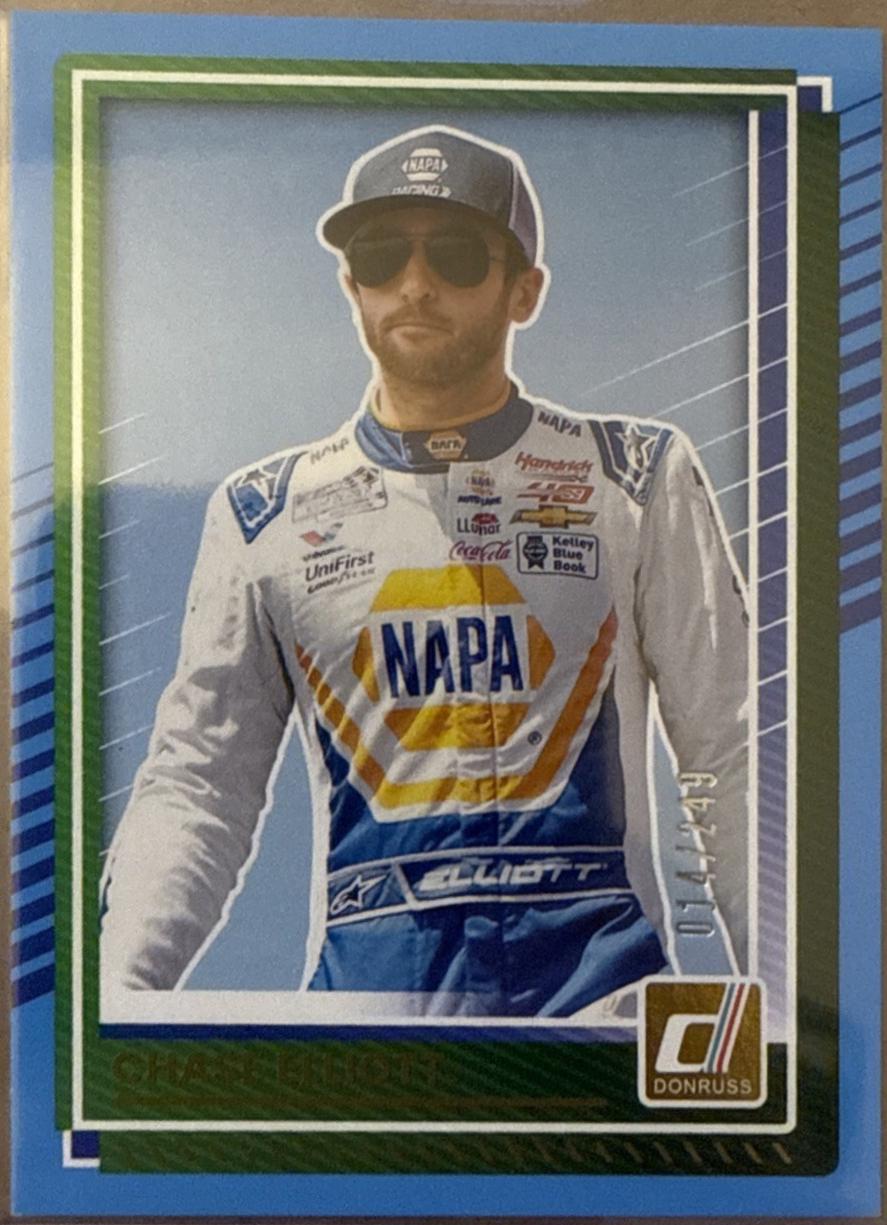 Chase Elliott [Carolina Blue] #24