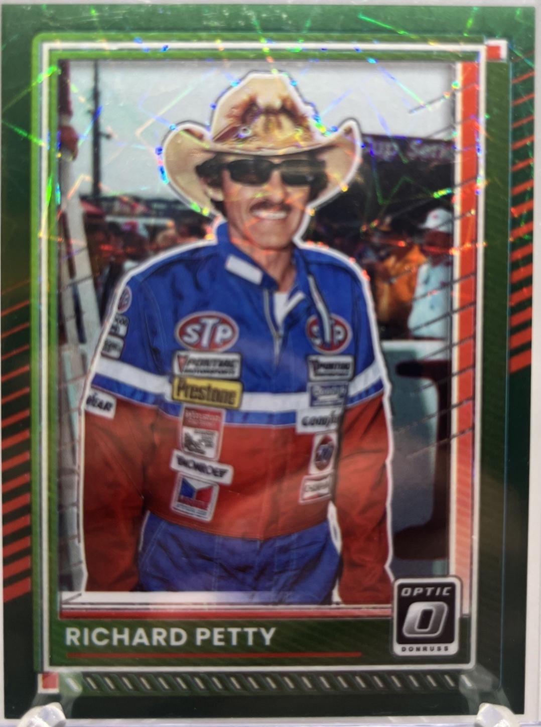 Richard Petty [Optic Green Velocity] #19