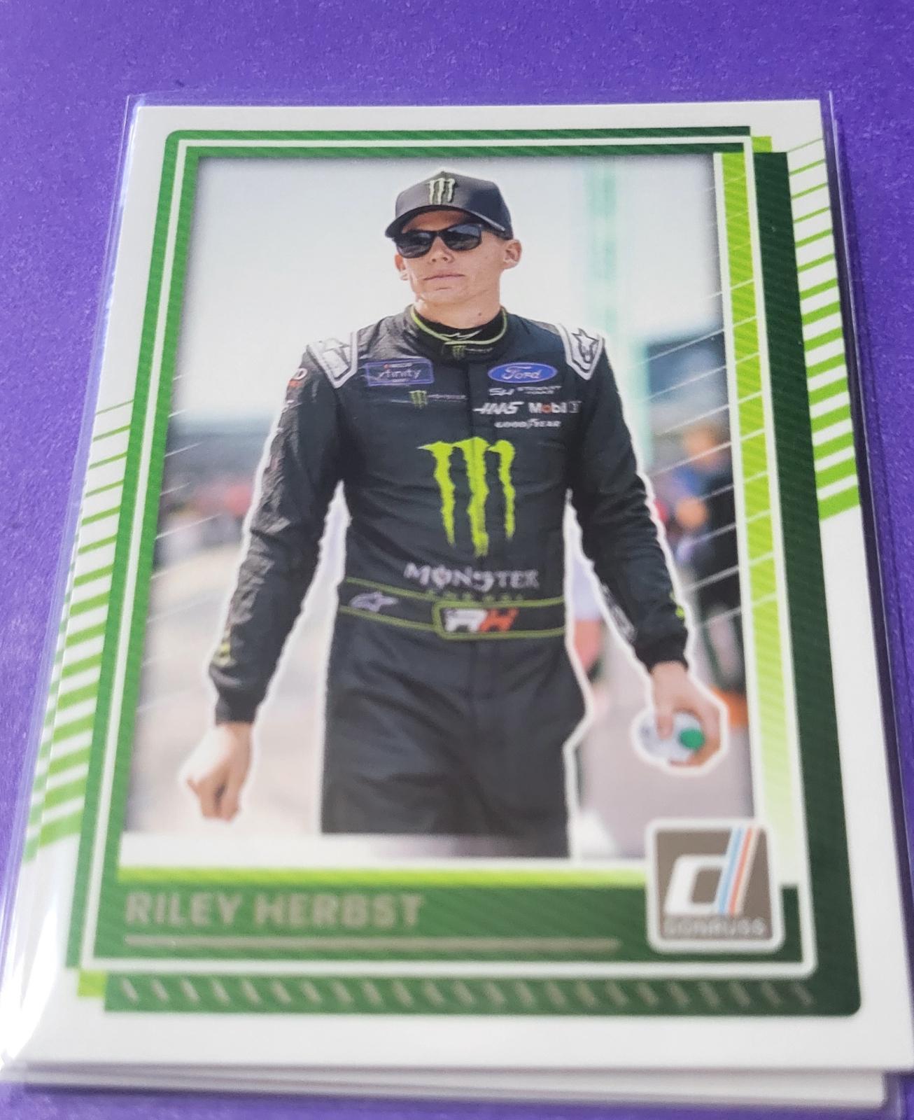 Riley Herbst #91