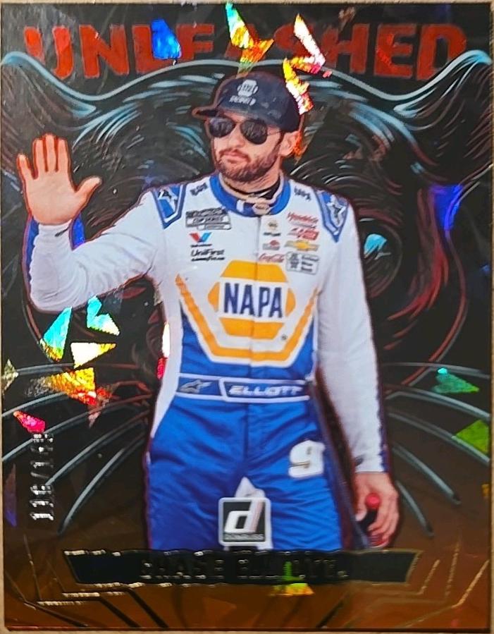 Chase Elliott [Red Ice] #8
