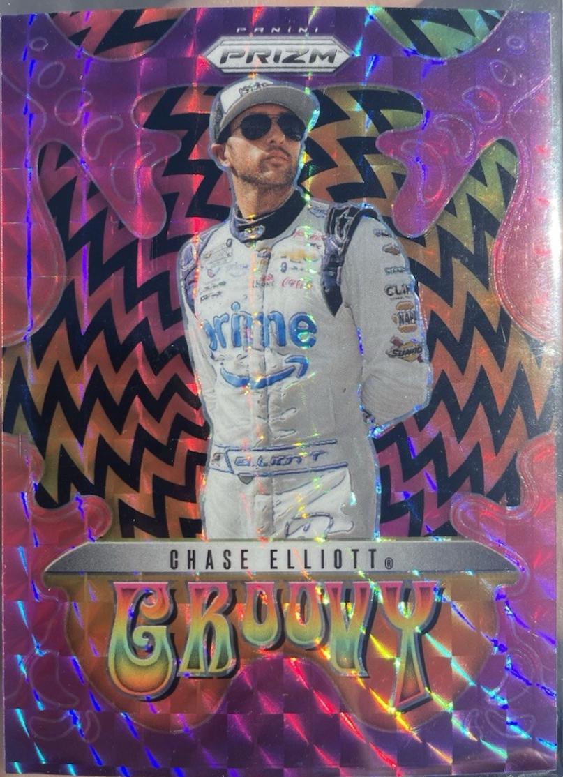 Chase Elliott [Black Finite] #8