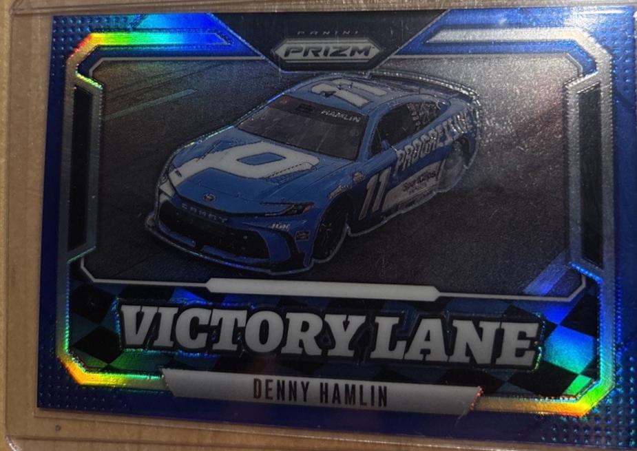 Denny Hamlin [Blue] #8
