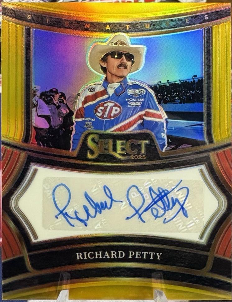 Richard Petty [Gold Prizm] #40