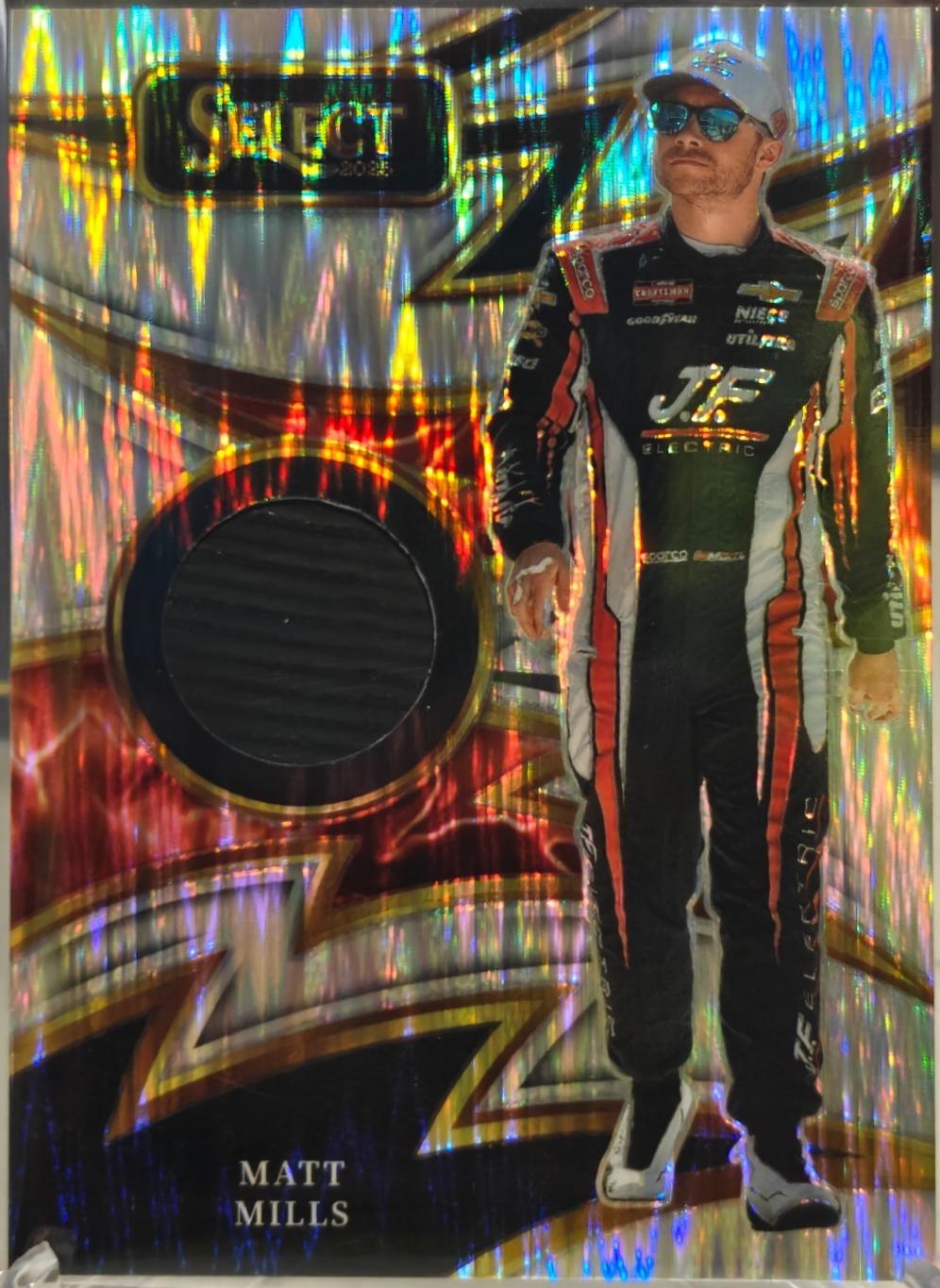 Matt Mills [Flash Prizm] #8