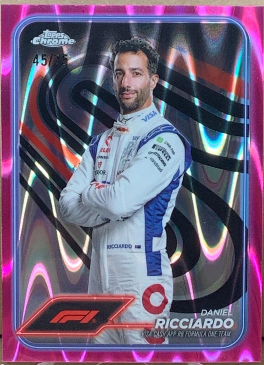Daniel Ricciardo [Pink RayWave Refractor] #18