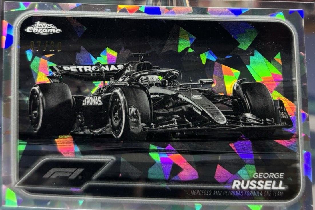 George Russell [Black White RayWave Refractor] #77