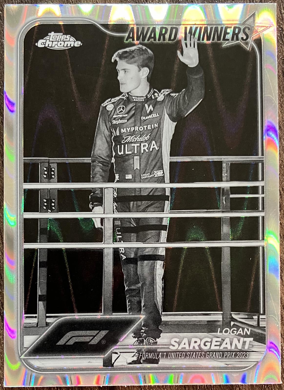Logan Sargeant [Black White RayWave Refractor] #186