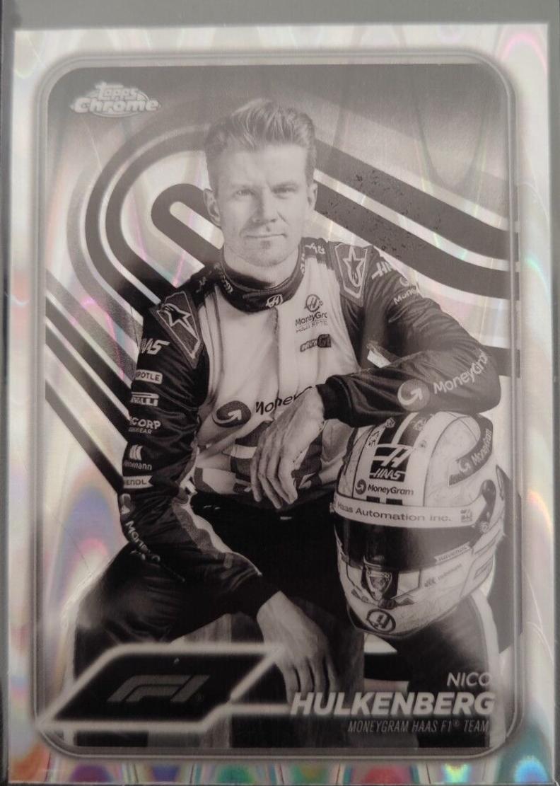 Nico Hulkenberg [Black White RayWave Refractor] #15