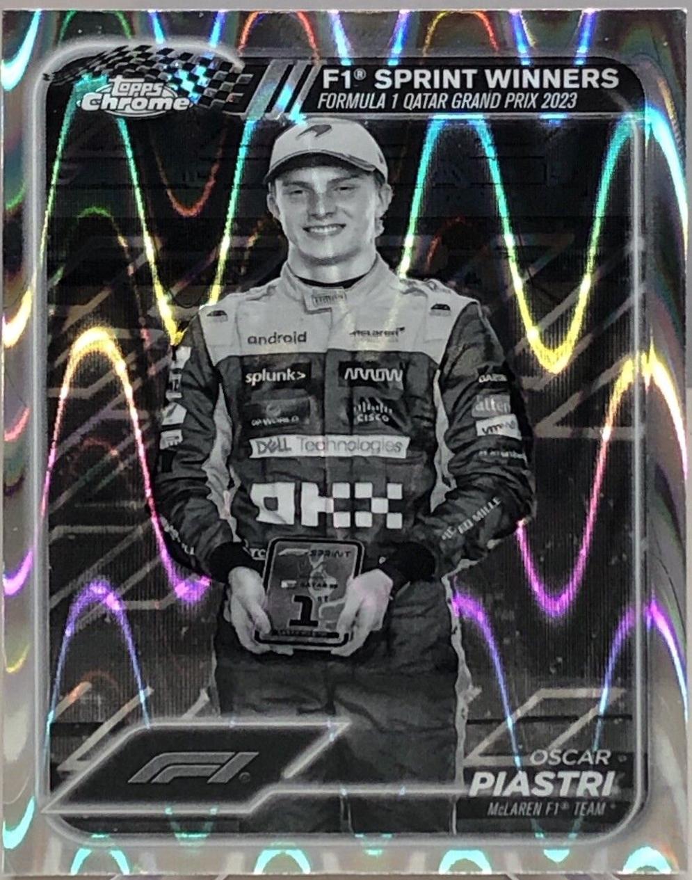 Oscar Piastri [Black White RayWave Refractor] #151