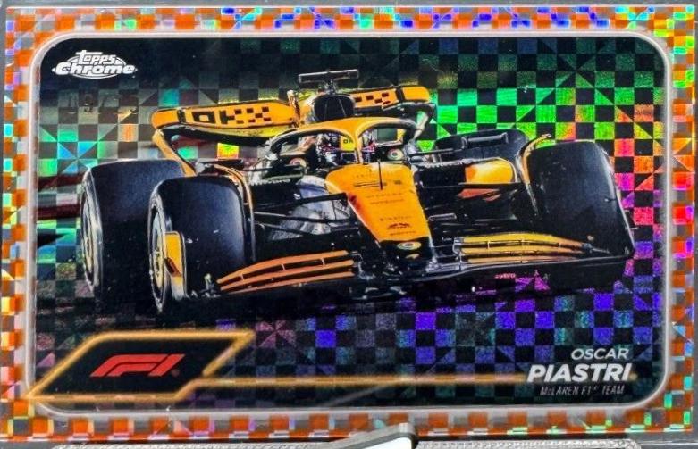 Oscar Piastri [Checker Flag Orange Refractor] #80