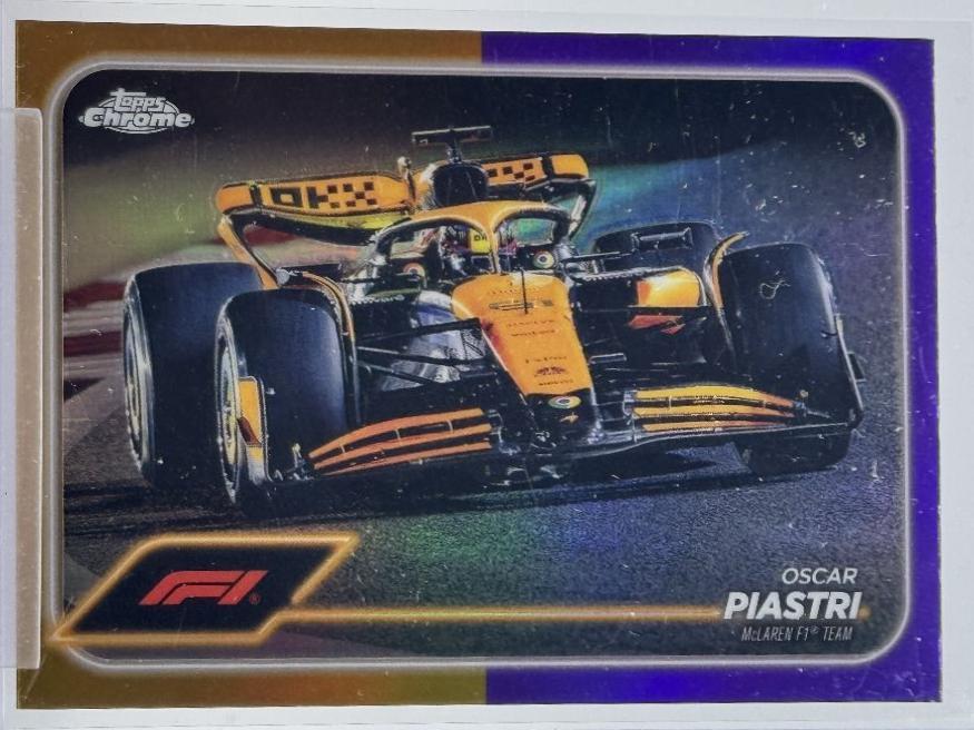 Oscar Piastri [Gold Purple Refractor] #80