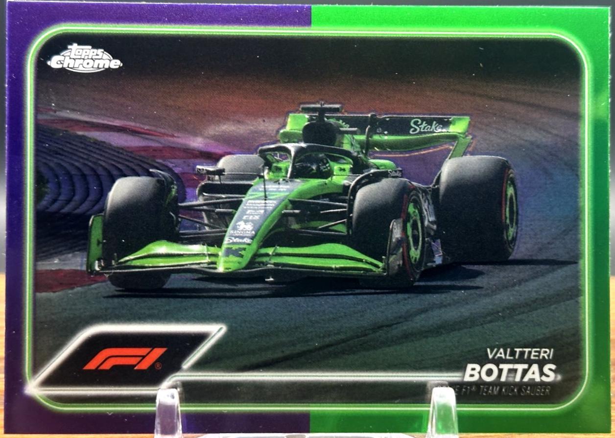Valtteri Bottas [Purple Green Refractor] #85