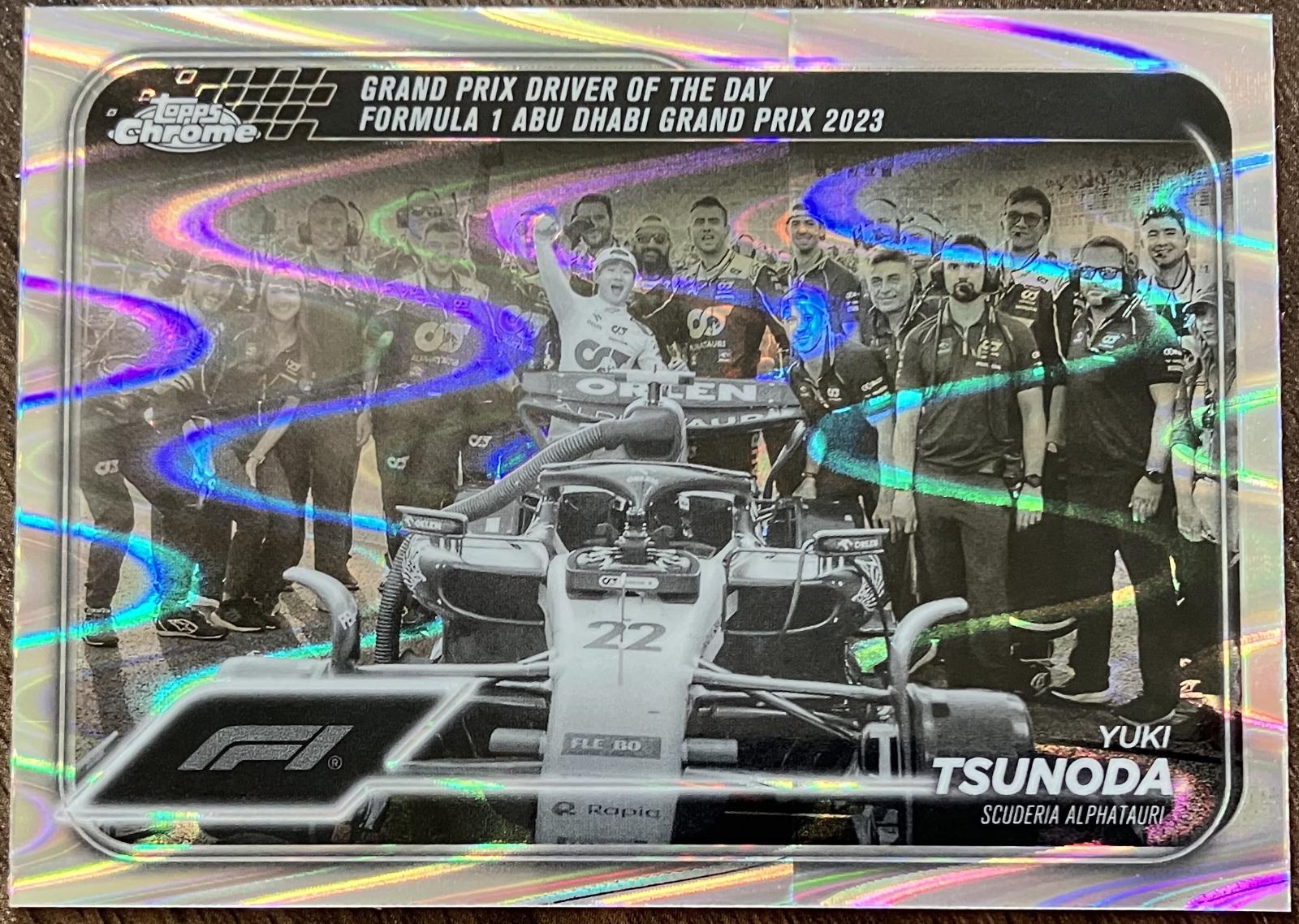 Yuki Tsunoda [Black White RayWave Refractor] #180