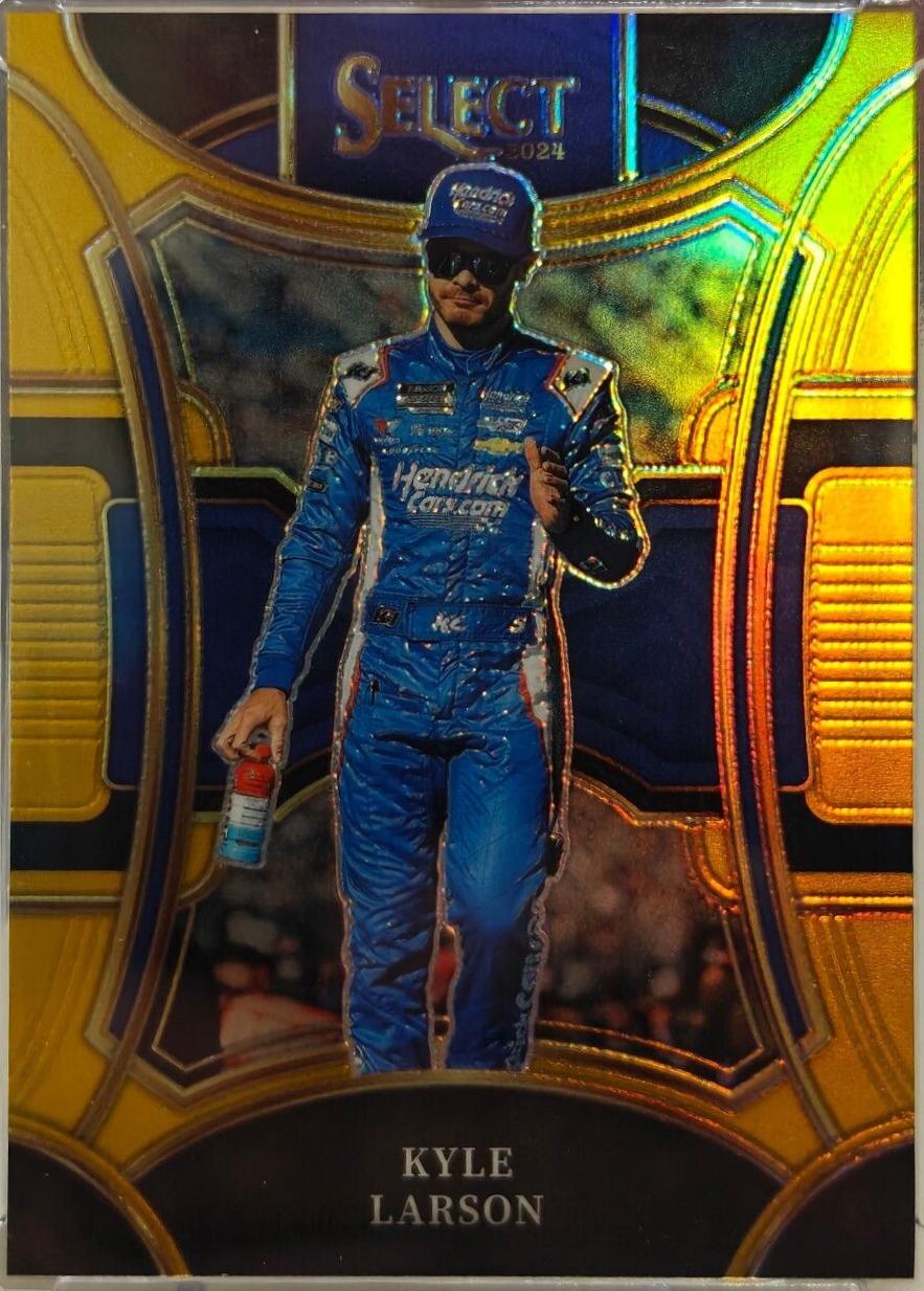 Kyle Larson [Gold Prizm] #206