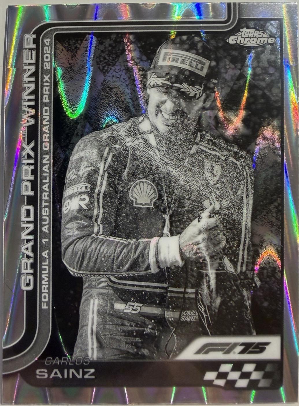 Carlos Sainz [Black White RayWave Refractor] #95