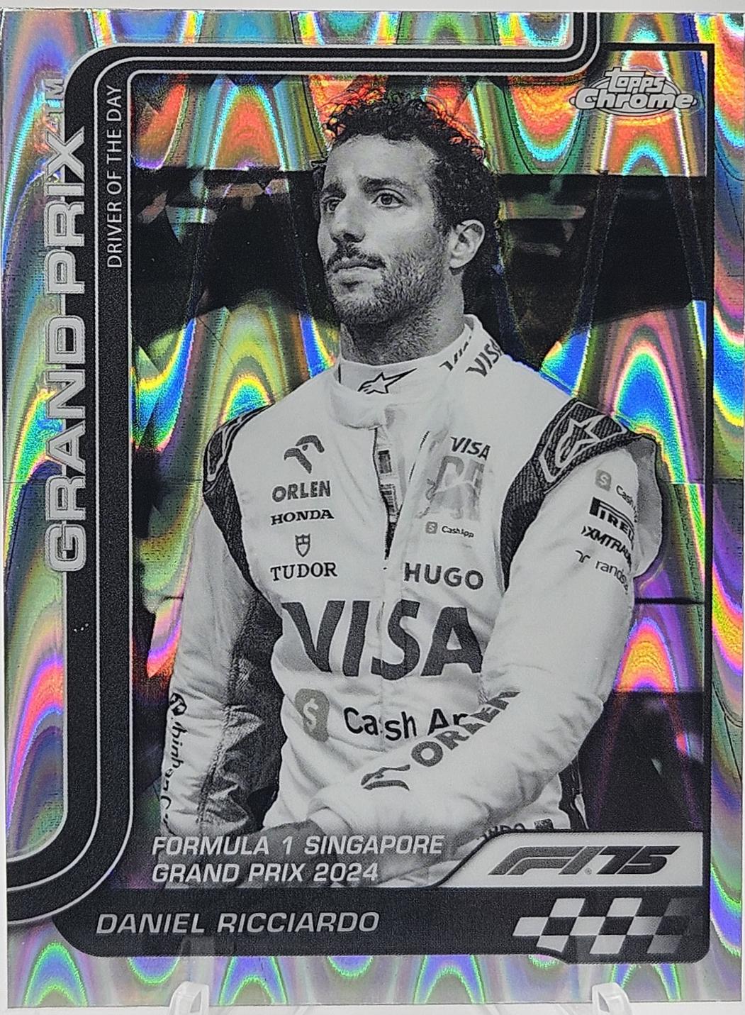 Daniel Ricciardo [Black White RayWave Refractor] #139