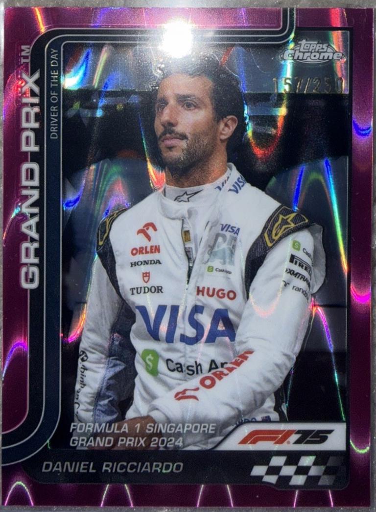Daniel Ricciardo [Pink Refractor] #139