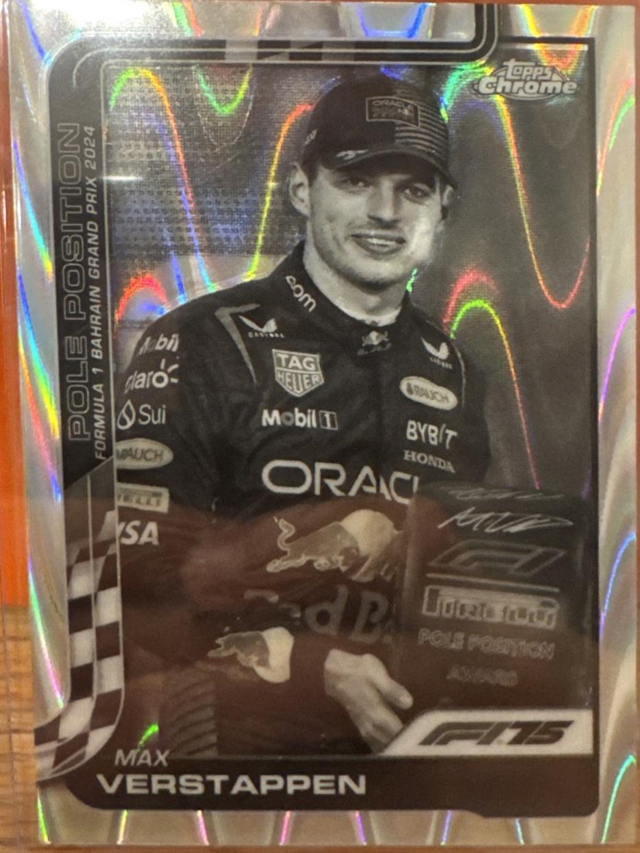 Max Verstappen [Black White RayWave Refractor] #117