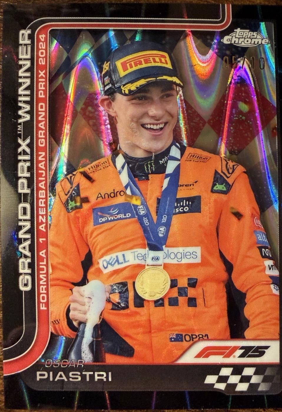 Oscar Piastri [Black RayWave Refractor] #109