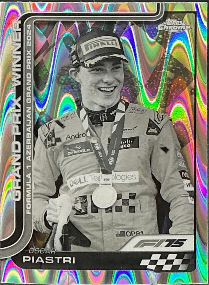 Oscar Piastri [Black White RayWave Refractor] #109