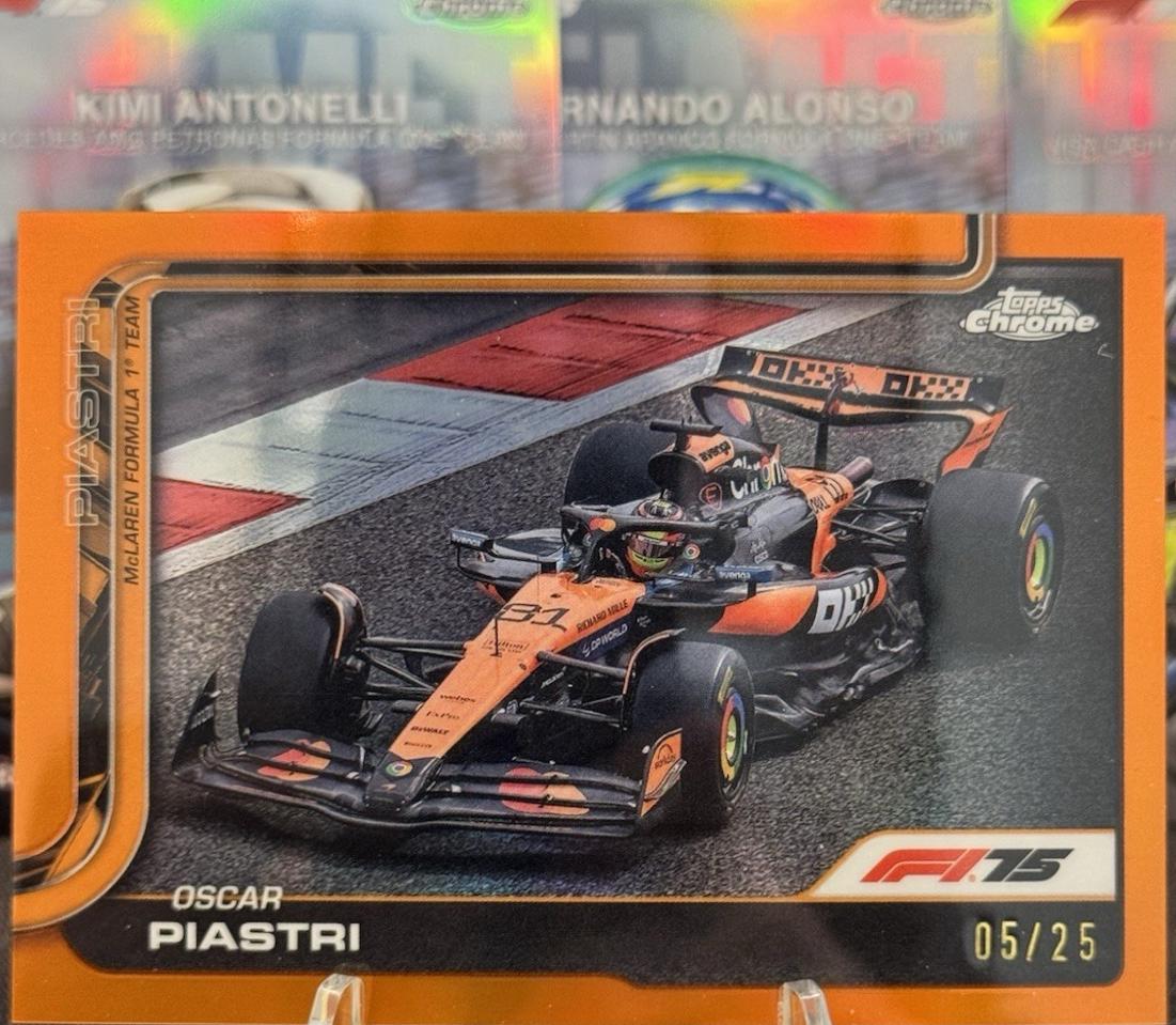 Oscar Piastri [Orange Refractor] #78