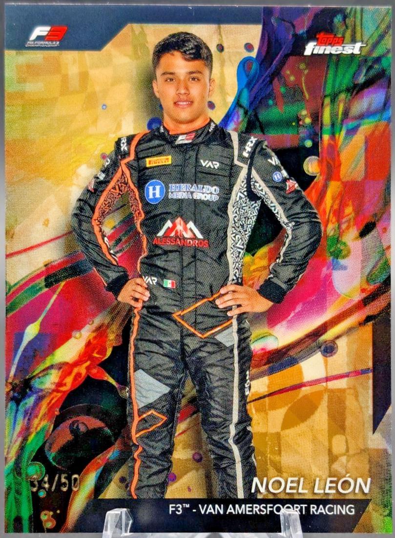 Noel Leon [Gold Refractor] #61