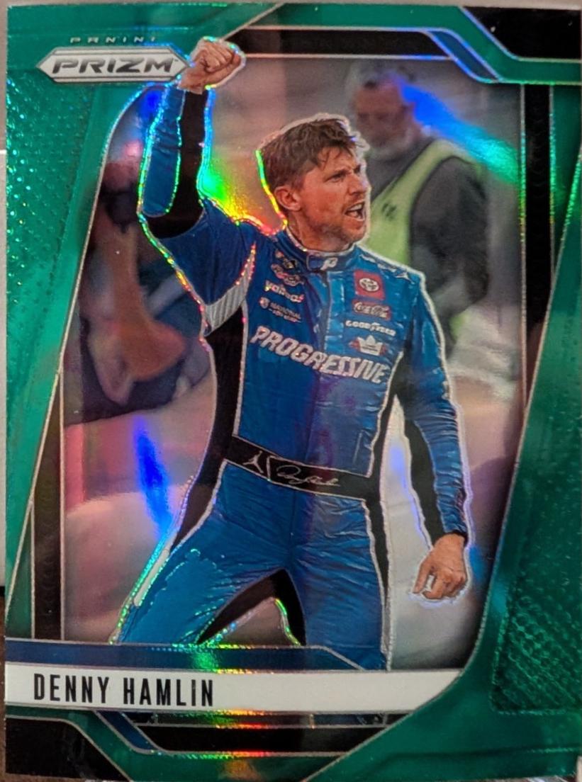 Denny Hamlin [Green] #11
