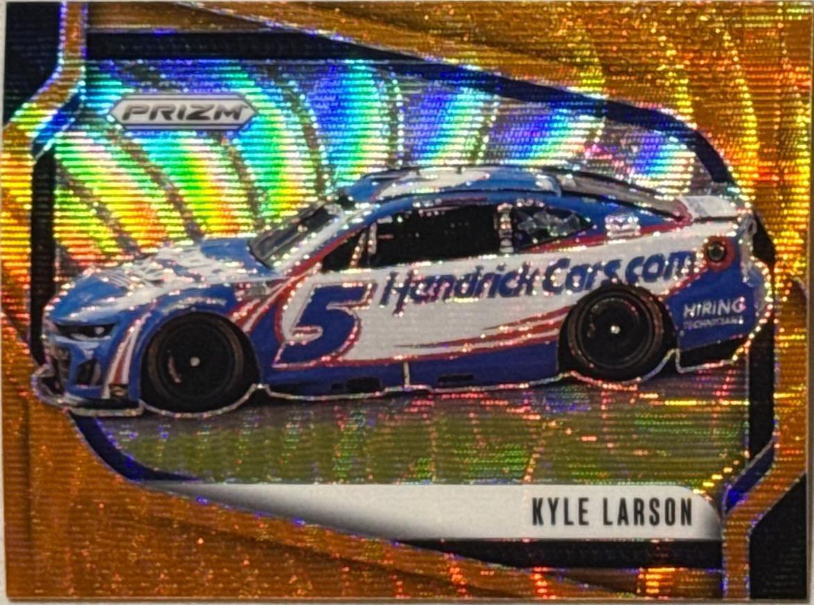 Kyle Larson [Orange Wave] #106