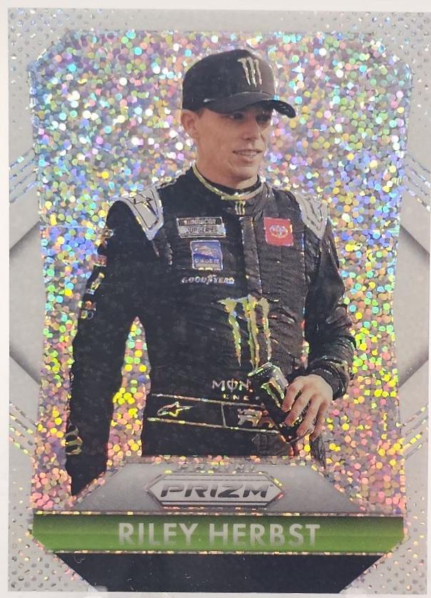 Riley Herbst [White Sparkle] #186