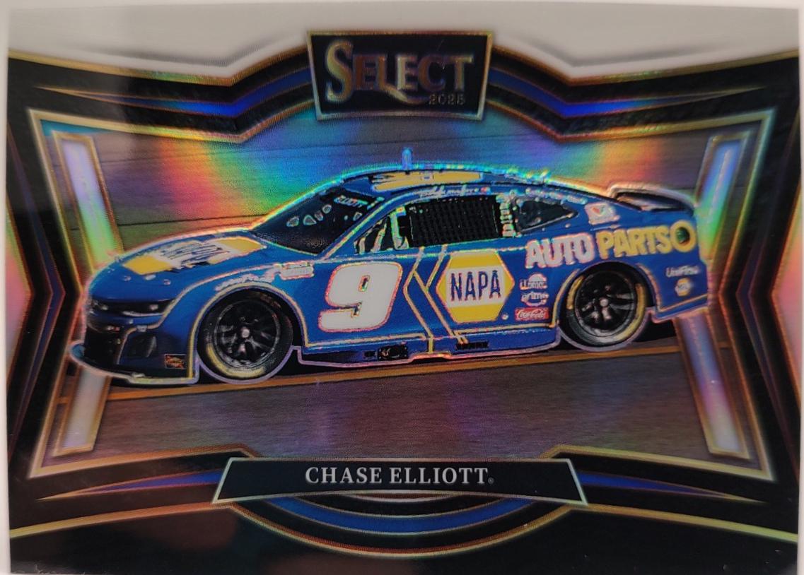 Chase Elliott [Black White Prizm] #190