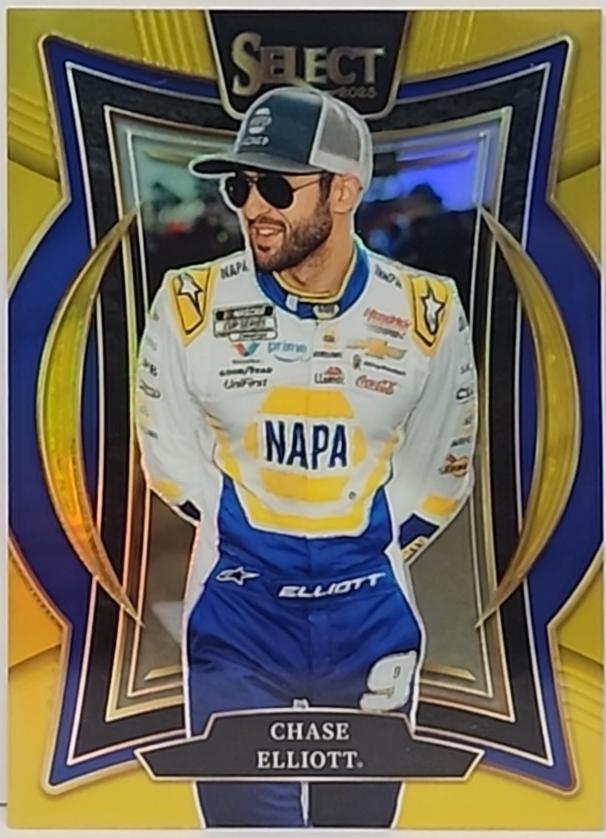 Chase Elliott [Gold Prizm] #90