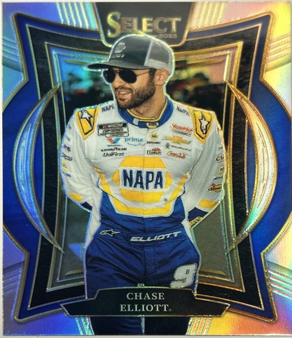 Chase Elliott [Silver Prizm] #90