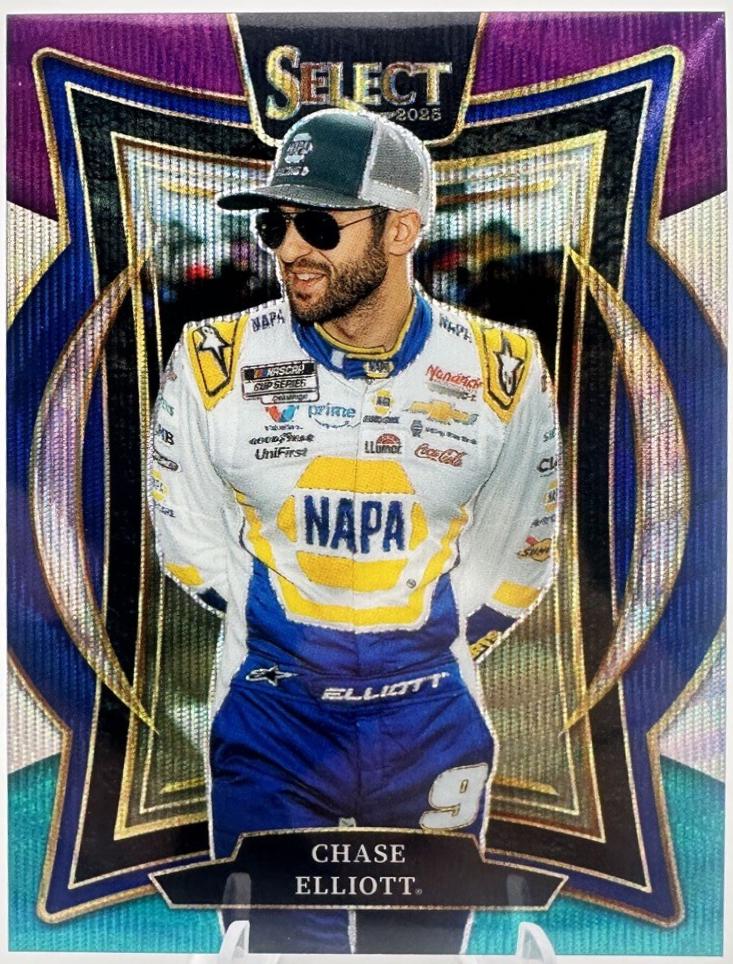 Chase Elliott [Tri-Color Prizm] #90