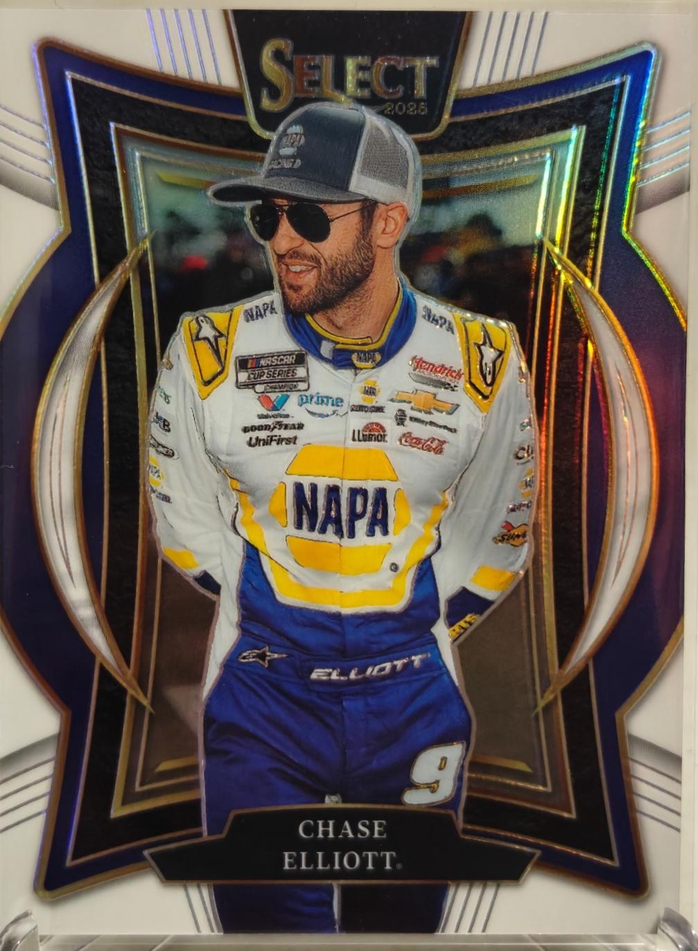 Chase Elliott [White Prizm] #90