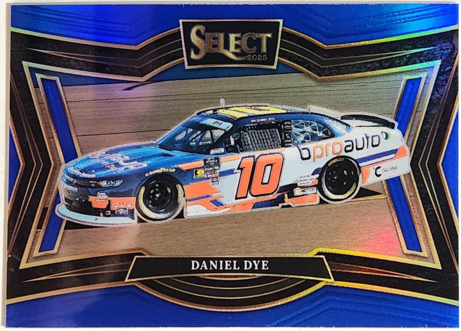 Daniel Dye [Blue Prizm] #130