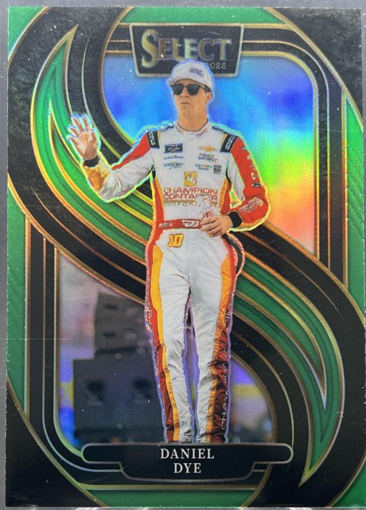 Daniel Dye [Green Prizm] #230