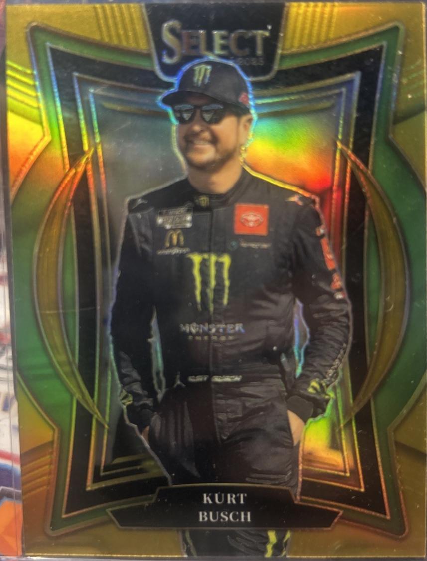 Kurt Busch [Gold Prizm] #28
