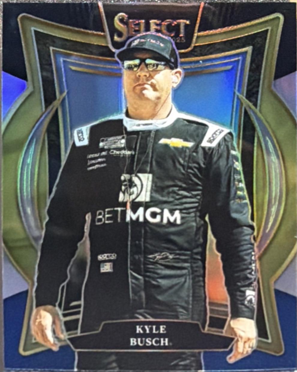 Kyle Busch [Black Blue Prizm] #59