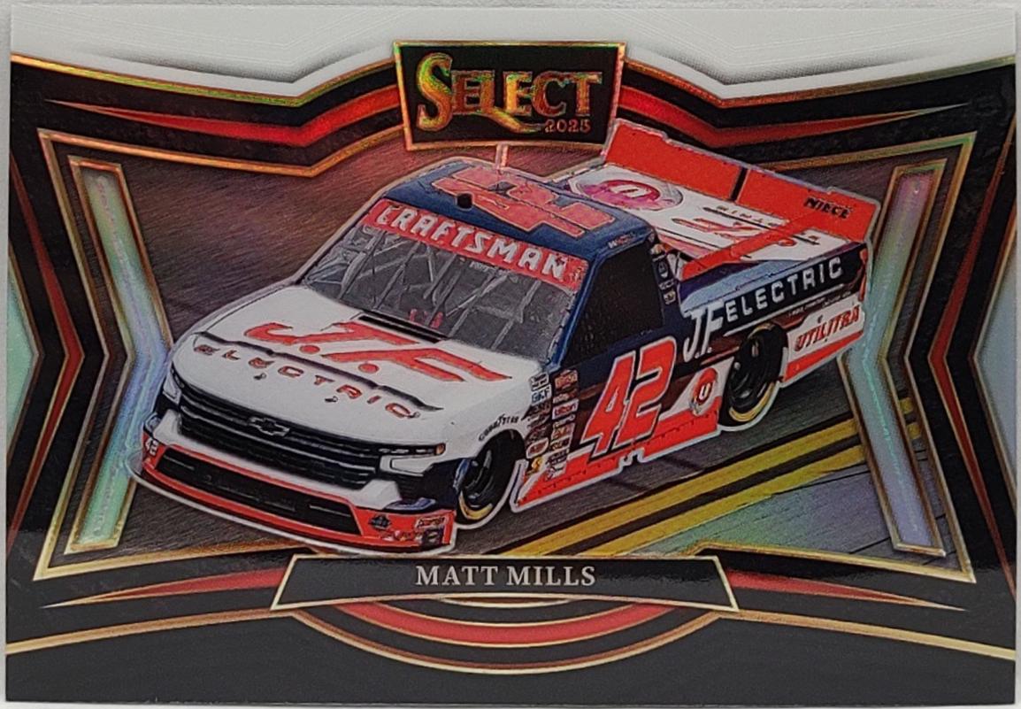 Matt Mills [Black White Prizm] #108