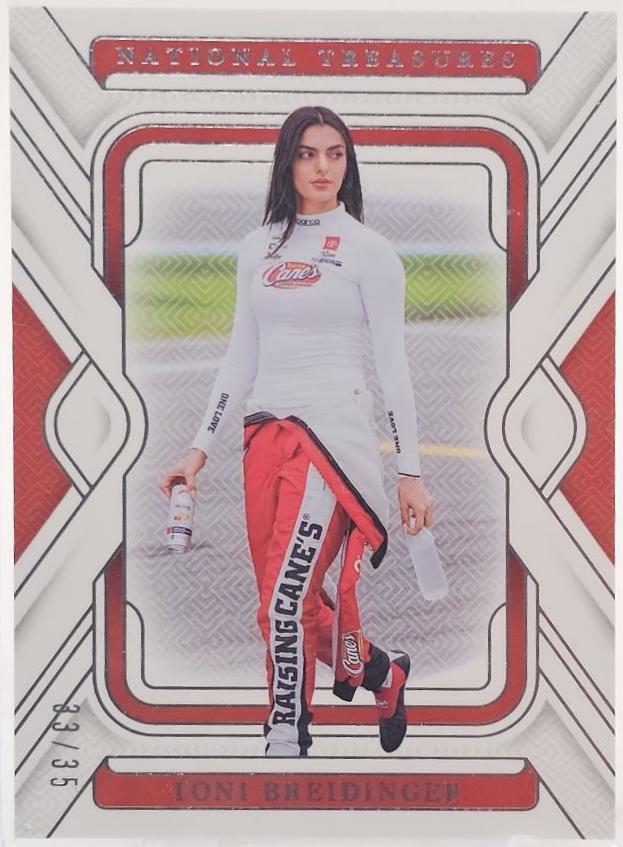Toni Breidinger #19