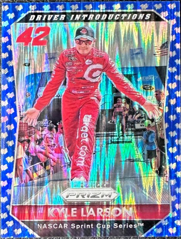 Kyle Larson [Blue Flag] #85