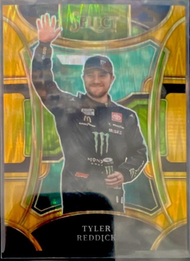 Tyler Reddick [Gold Prizm] #252