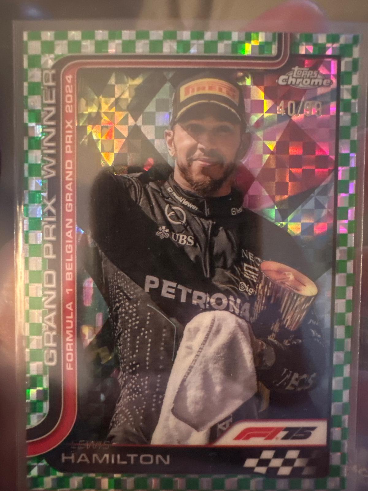 Lewis Hamilton [Green Checker Flag Refractor] #106