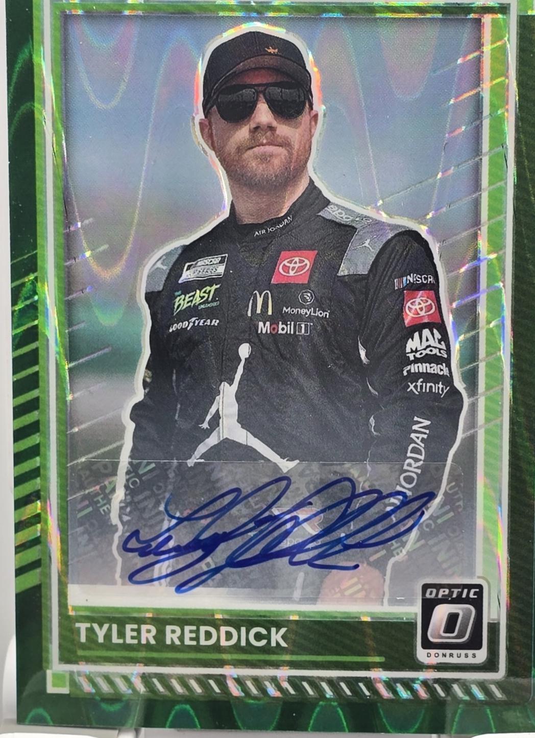 Tyler Reddick [FOTL Green Swirl] #11