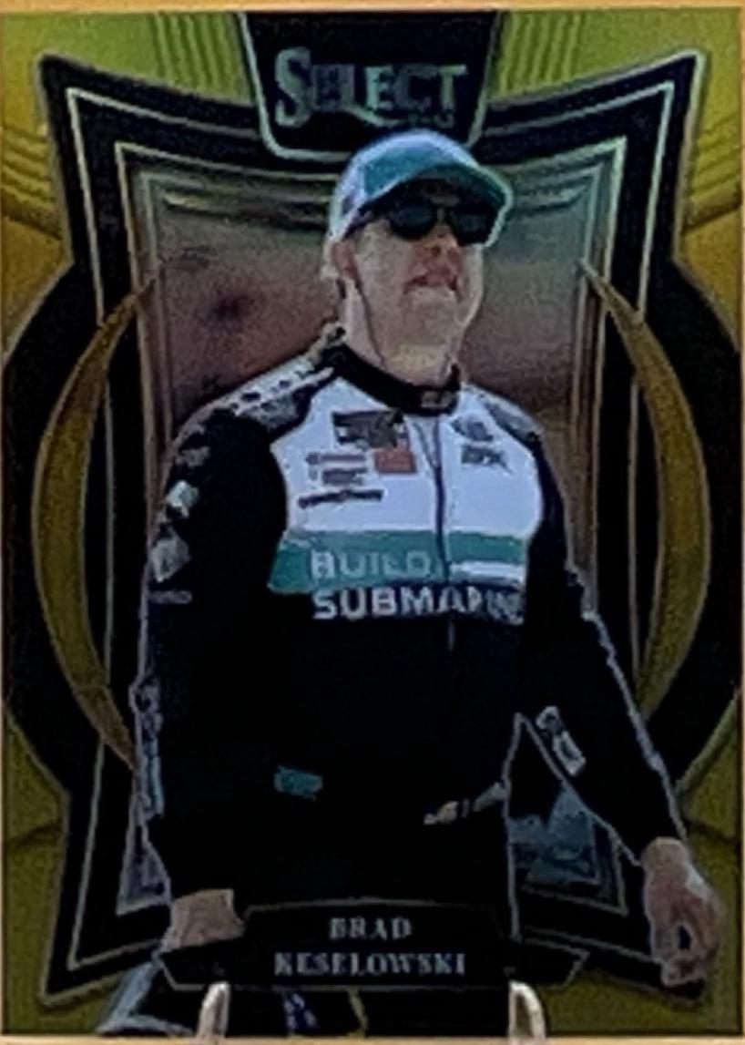 Brad Keselowski [Gold Prizm] #52
