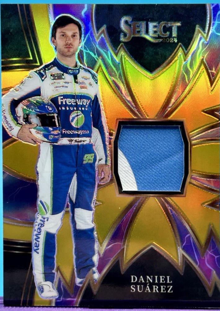 Daniel Suarez [Gold Prizm] #20