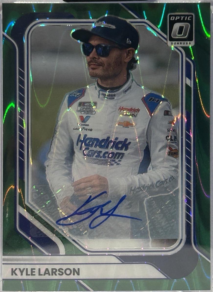 Kyle Larson [Green Swirl Optic Signature] #18