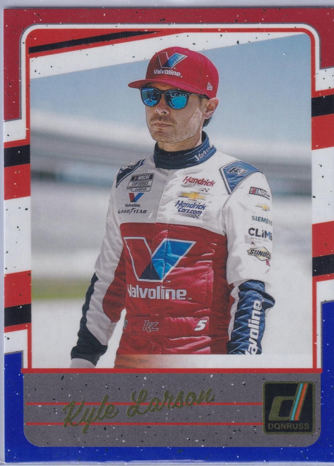 Kyle Larson [Red Blue] #119
